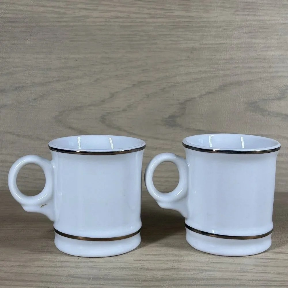 2 Williams Sonoma Gold Initial M Espresso Demitasse Coffee 3 oz Mug Cup Monogram